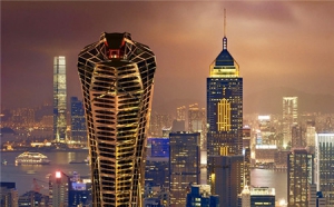 獨(dú)特的眼鏡蛇高層建筑