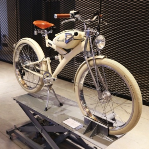 仍舊經(jīng)典的復(fù)古電動(dòng)車