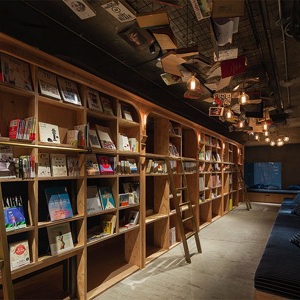在書海中度過漫漫長夜