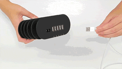 方便整理線纜的魚骨充電底座