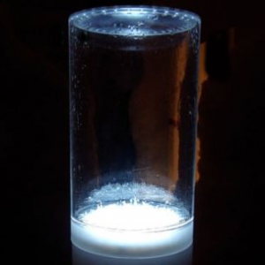絢麗的水滴音箱