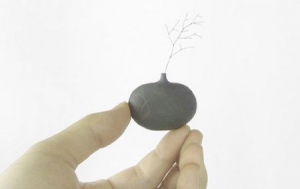 禪意日本石頭花瓶