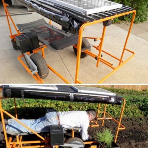 可以趴著工作的播種機(jī)